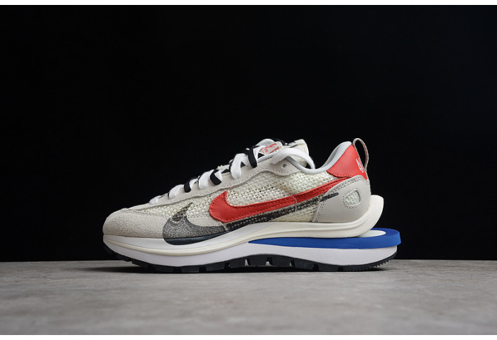 nike vaporwaffle sacai sport fuchsia game royal cv1363-100