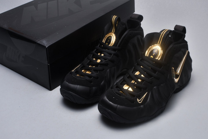 nike air foamposite pro black metallic gold 624041-009
