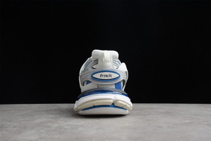 Ba*len*cia*ga track trainer