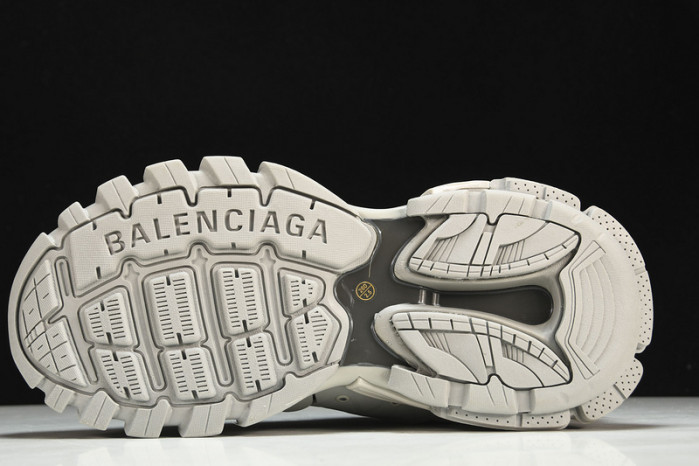 Ba*len*cia*ga track trainer  btt-063