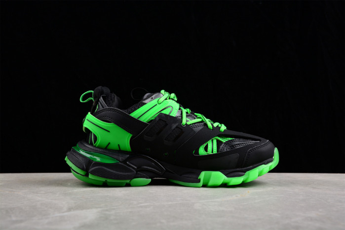 Ba*len*cia*ga track trainer  btt-035