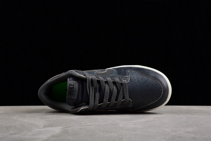 nike  sb dunk low "iron grey" dq7681-001