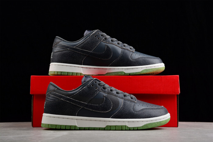 nike  sb dunk low "iron grey" dq7681-001