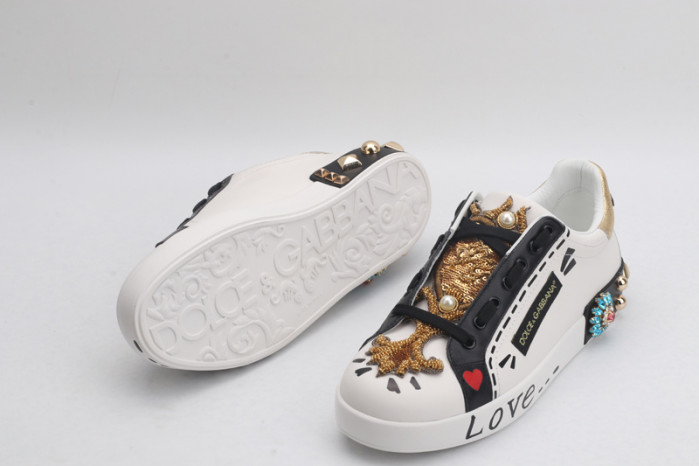 dg  sneakers  dg -004