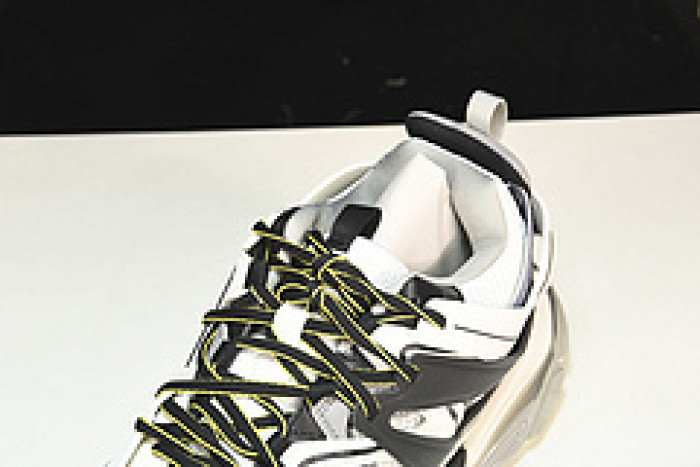 Ba*len*cia*ga track trainer  btt-069