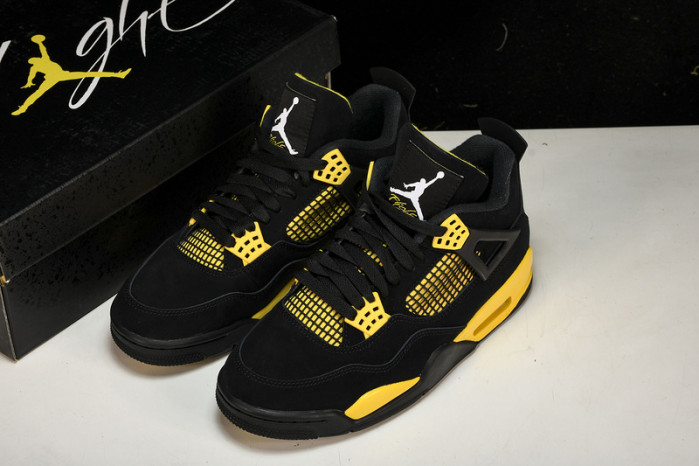 air jordan 4 thunder 2023    dh6927-017