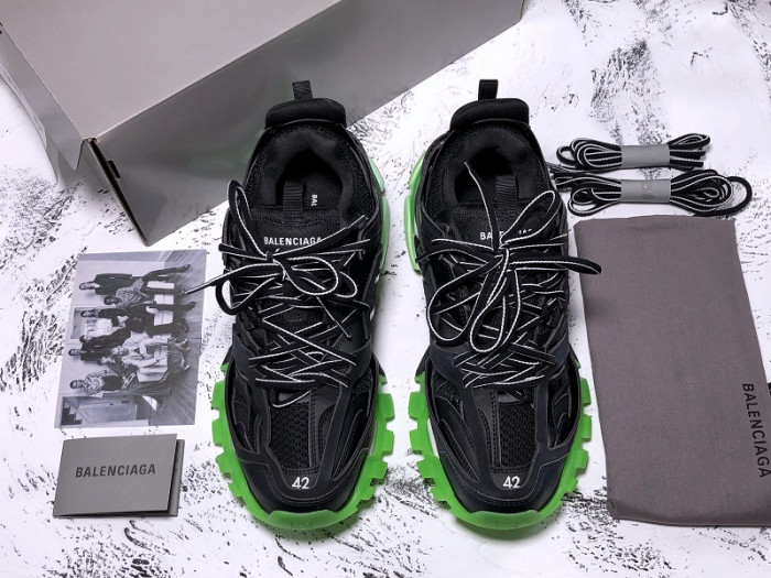 Ba1en*iaga Track TRAINER