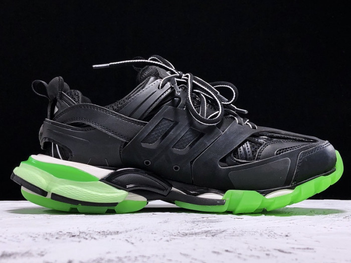 Ba1en*iaga Track TRAINER
