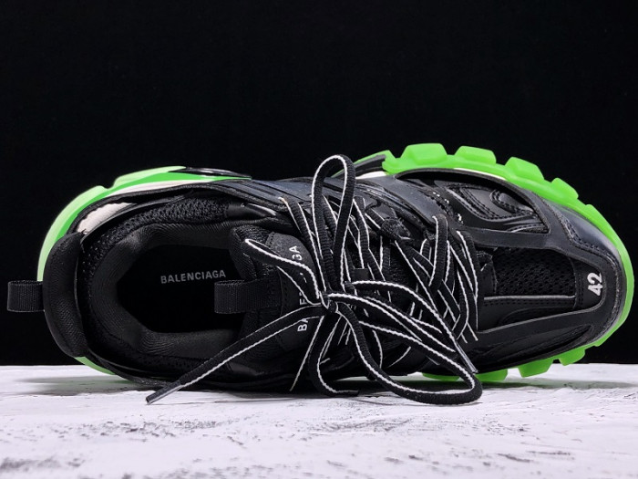Ba1en*iaga Track TRAINER