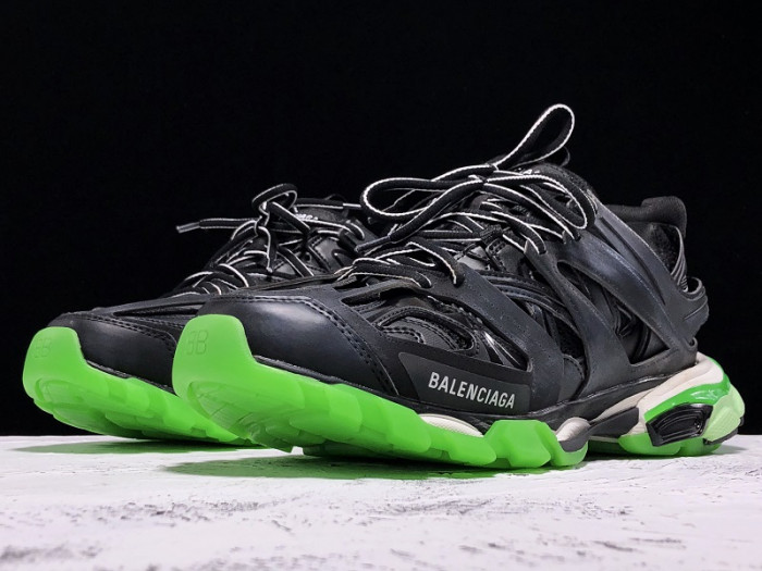 Ba1en*iaga Track TRAINER