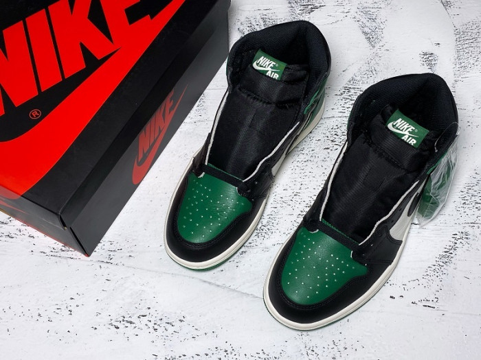 air jordan 1 retro high og 555088-302