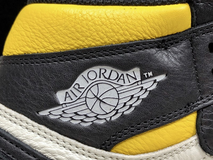 jordan 1 retro high "not for resale" varsity maize 861428-107