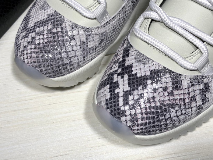 jordan 11 retro low snake light bone cd6846-002