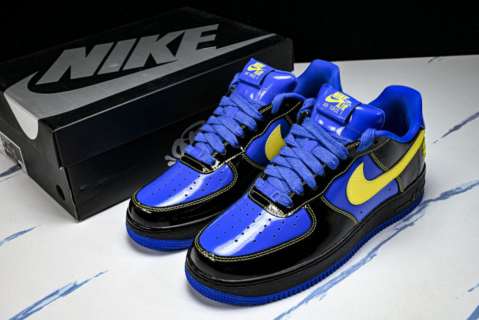 Central Cee x SYNA WORLD x Nike Air Force 1 IIQ1402-010