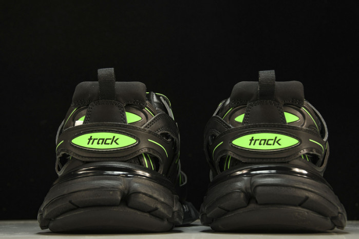 Ba*len*cia*ga track trainer  btt-075