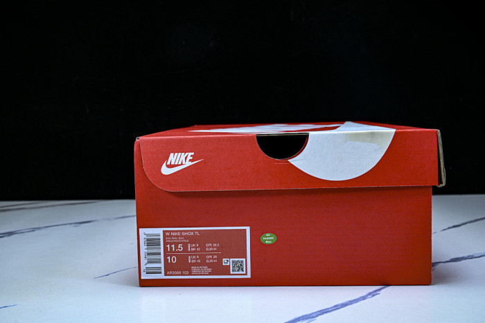 Nike Shox TL AR3566-103