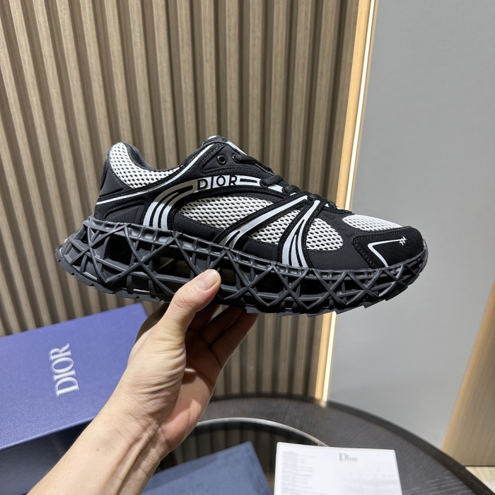 D10r x Kaws B35 NXT DRB35-010