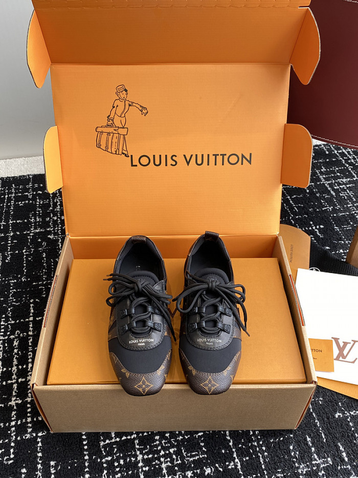 LOU VUIT SNEAKERINA LVSTSN-006