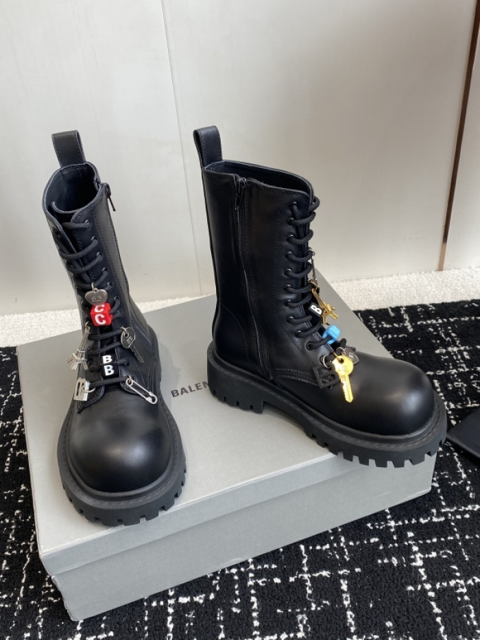 B*ALE*NGA BOOT BSB-029