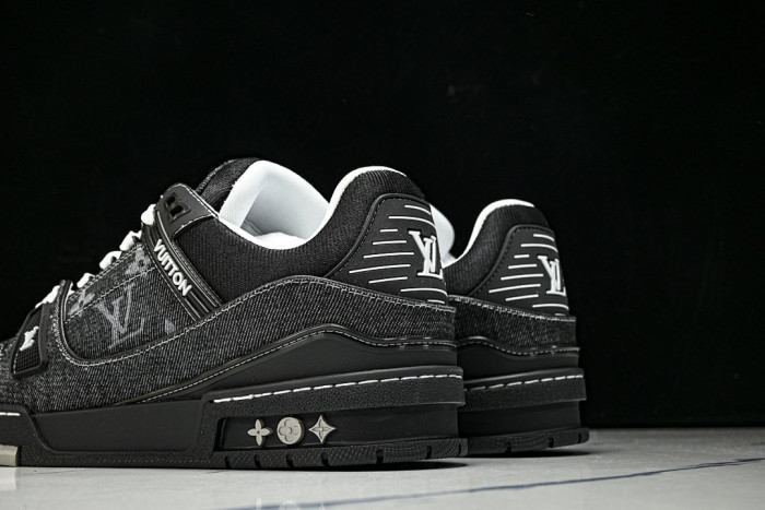 LVT SNEAKERS LVSRS-0138