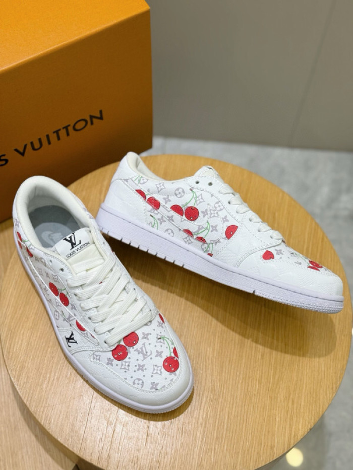 Travis Scott x Air Jordan 1 Low OG x LV DM1-101