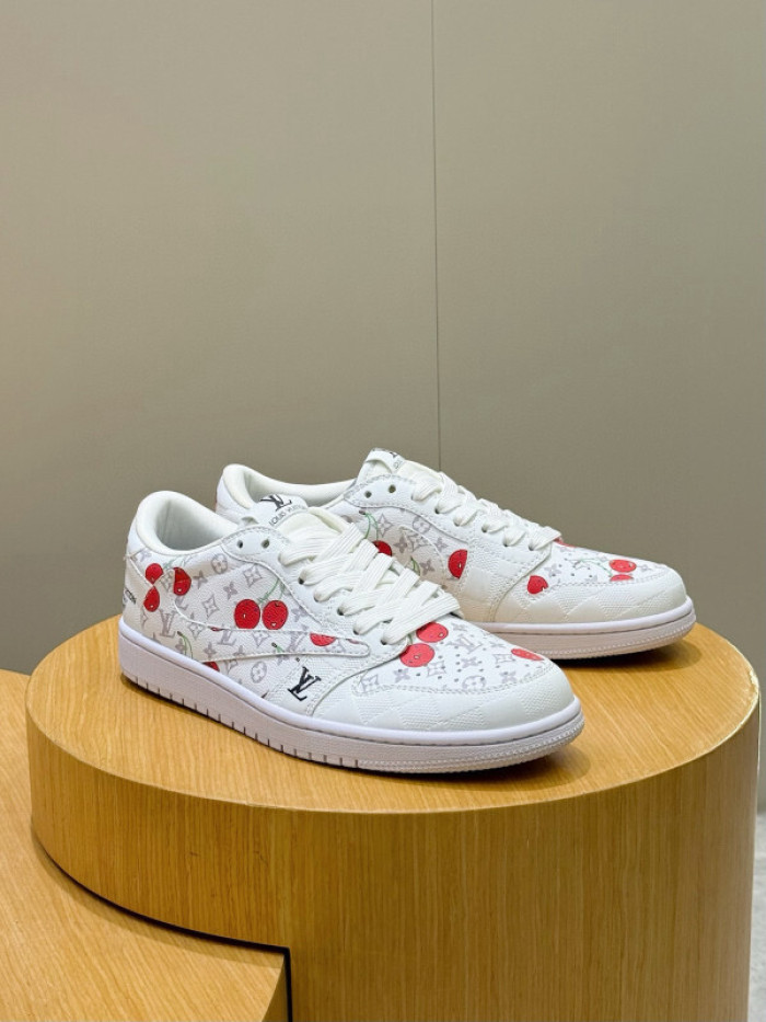 Travis Scott x Air Jordan 1 Low OG x LV DM1-101