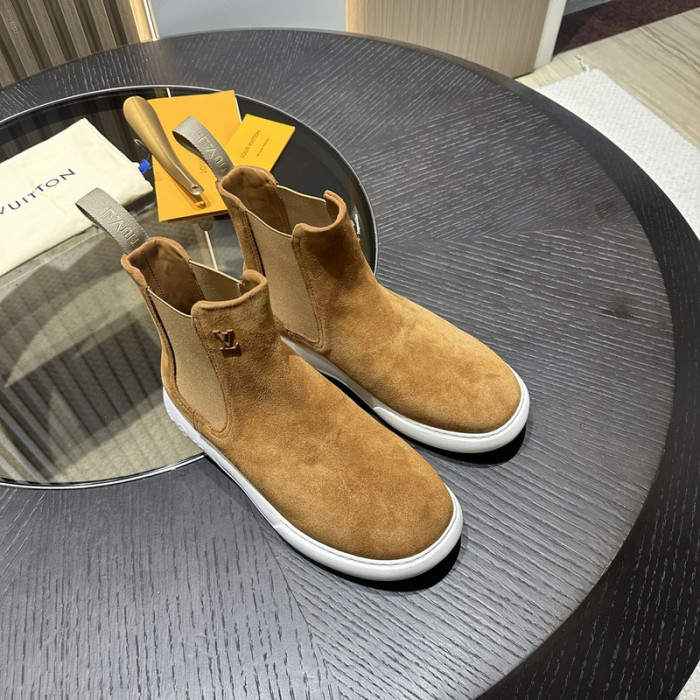 L**V**T* BOOTS LVTBS-032