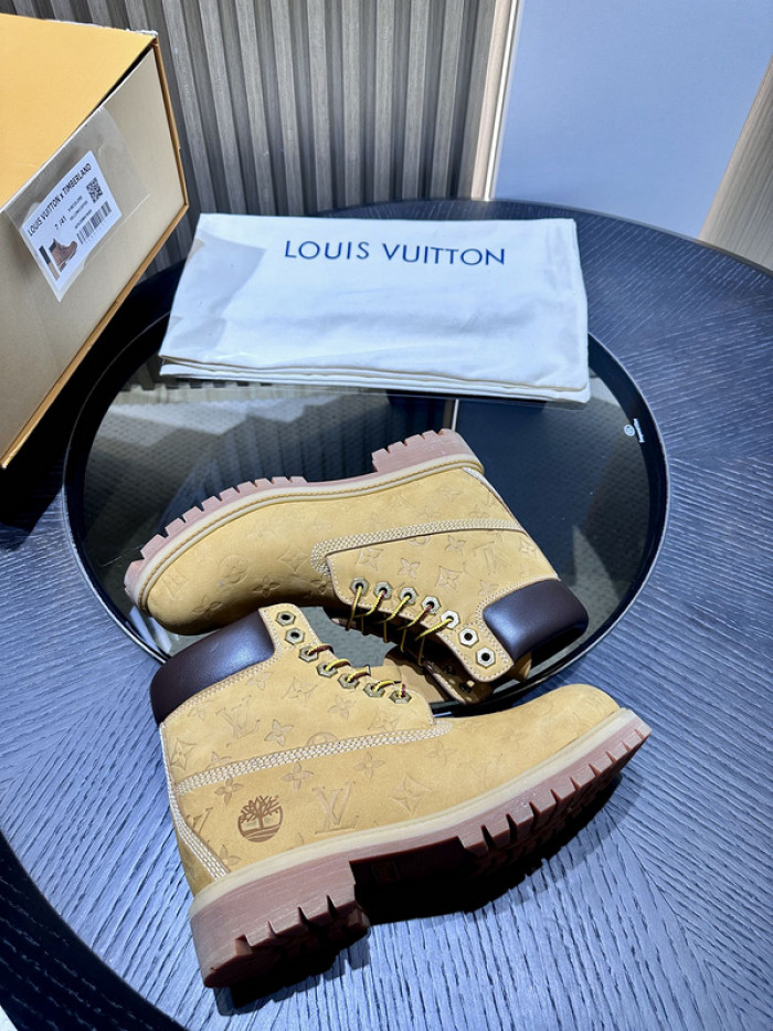 L**V**T* BOOTS LVTBS-018