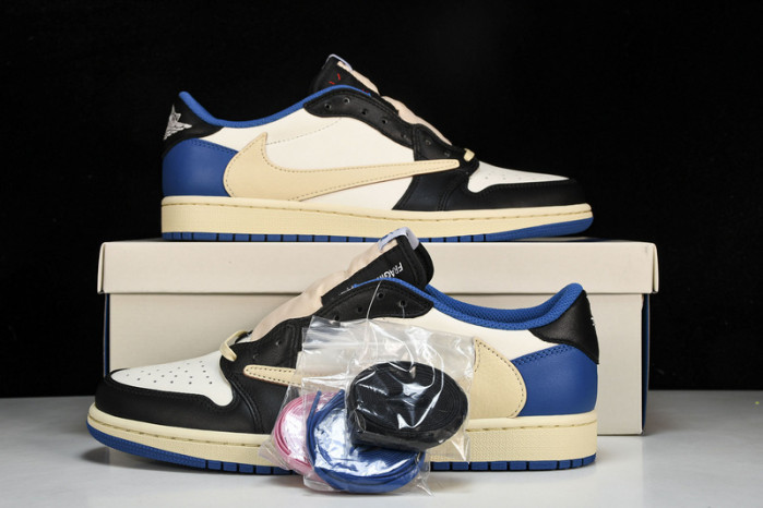 Jordan 1 Low fragment design x Travis Scott DM7866-140
