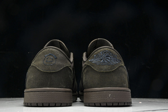 TRAVIS SCOTT X AIR JORDAN 1 LOW OG Velvet Brown DM7866-202