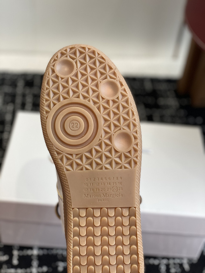 Ma*iso*n Mar*giela MAMA-0106