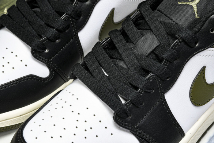 Air Jordan 1 Low 553558-092