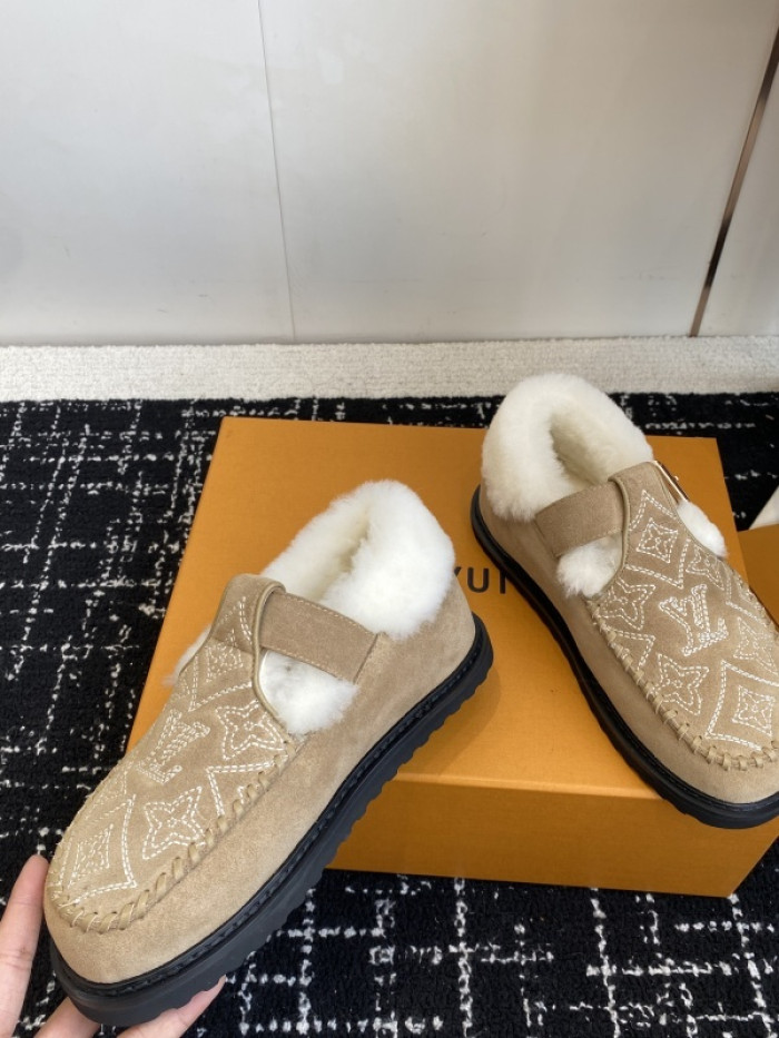 L**V**T* BOOTS LVTBS-047