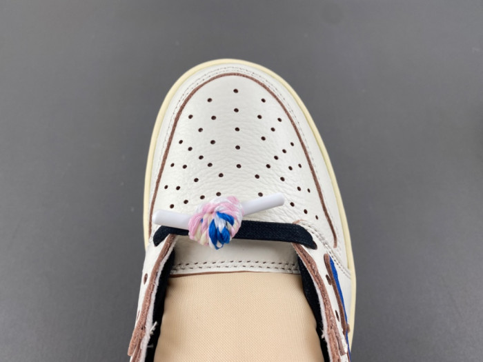 Travis Scott x Air Jordan 1 Low OG DM7866-104