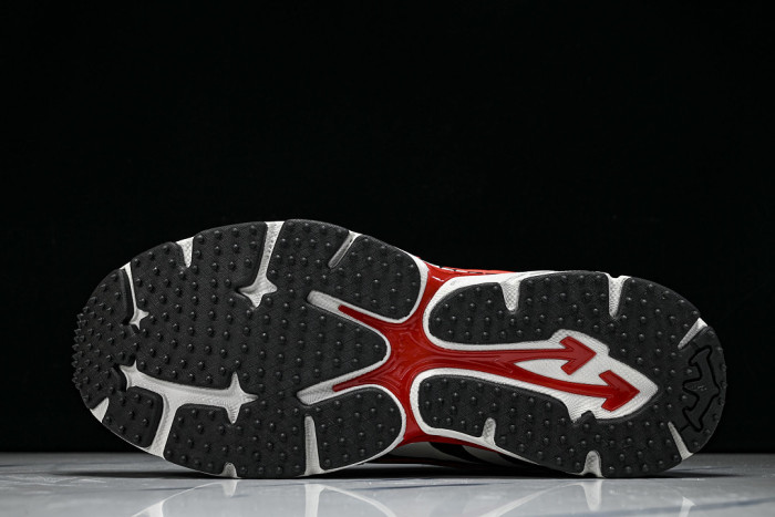 C/O​ SNEAKERS CO-073