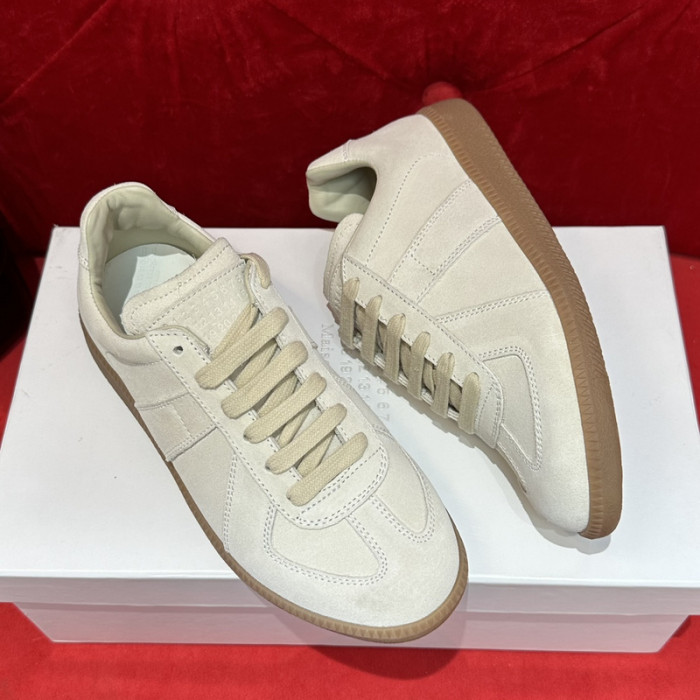ma*iso*n mar*giela  mama-001