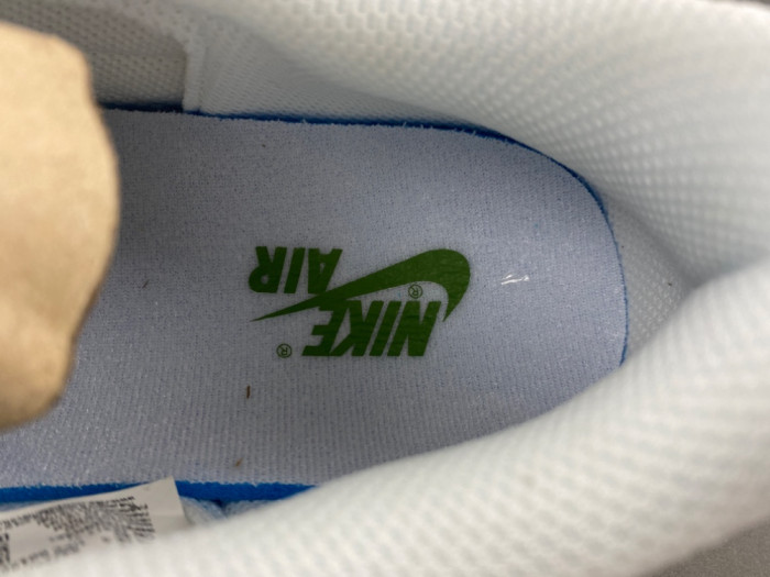 Travis Scott x Air Jordan 1 Low OG DM7866-956
