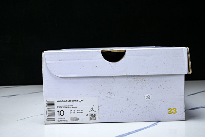 Air Jordan 1 Low DC0774-132