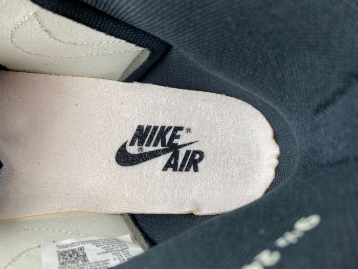 Air Jordan 1 Hi 