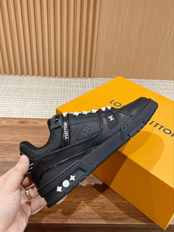 lou vuit sci-fi sneakers  lvss-091