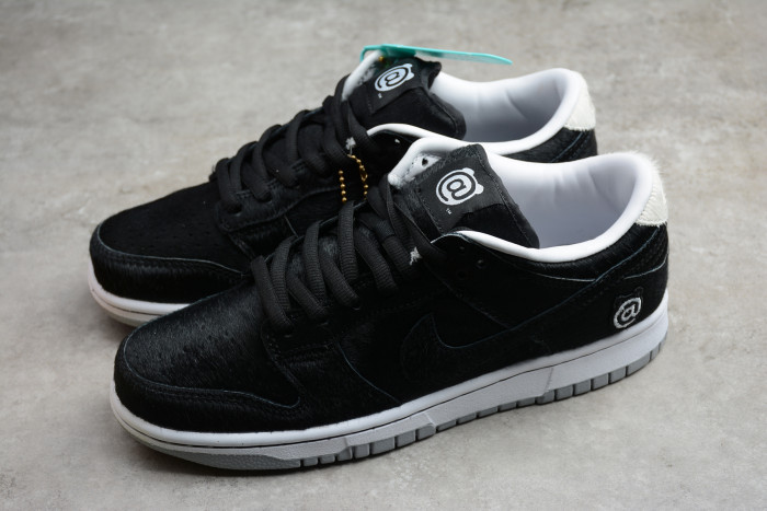 nike sb dunk low medicom toy (2020) cz5127-001
