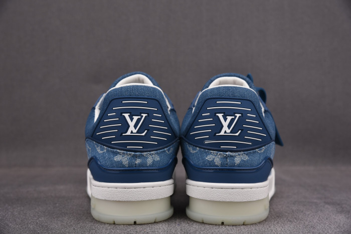 LOU VUIT SCI-FI SNEAKERS