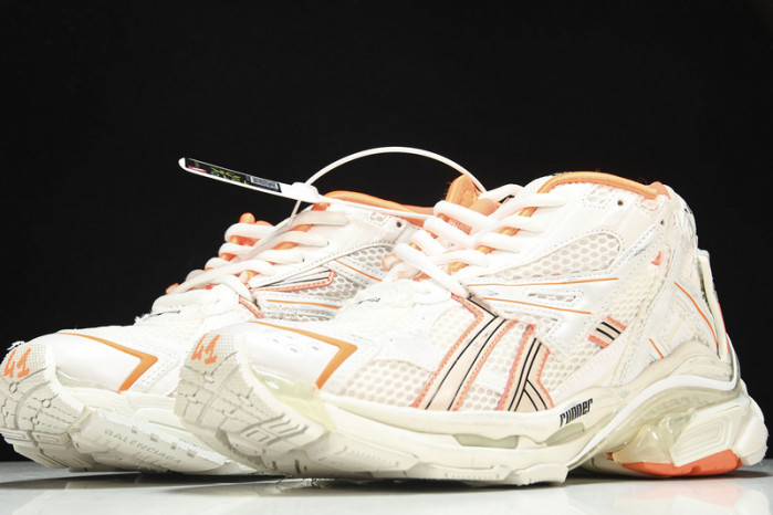 Ba*len*cia*ga track trainer    btt-052