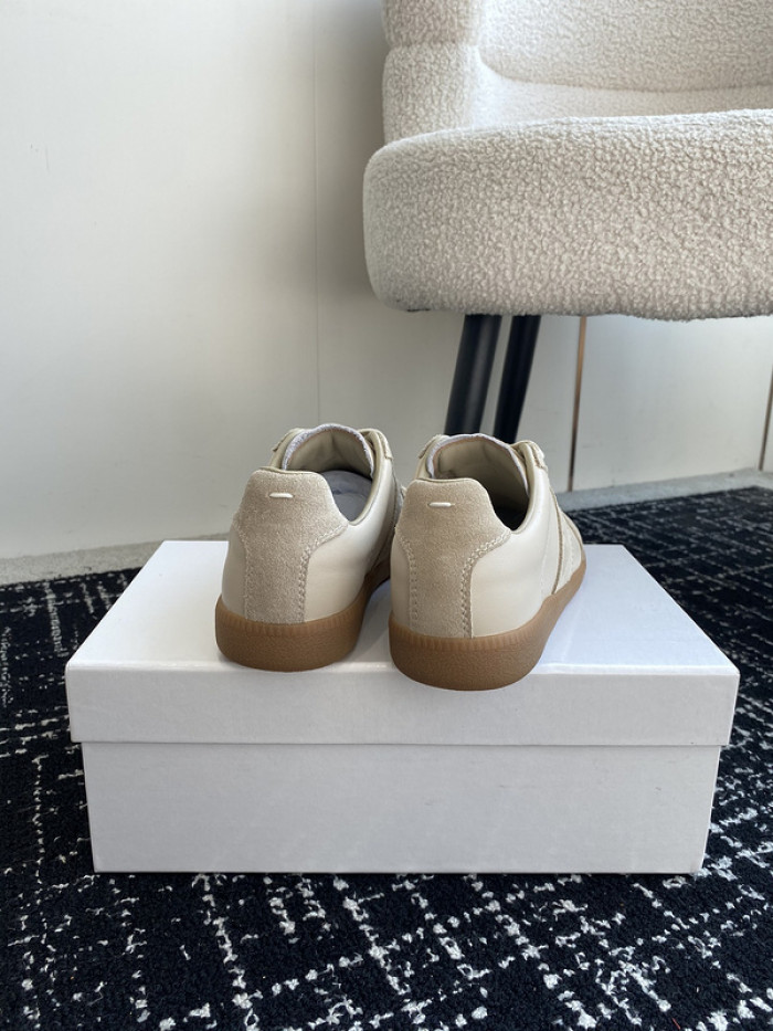 Ma*iso*n Mar*giela MAMA-044