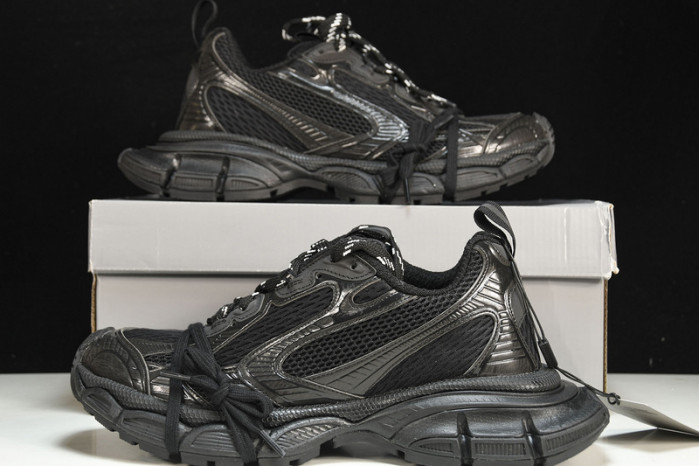Ba*len*cia*ga track trainer  btt-079