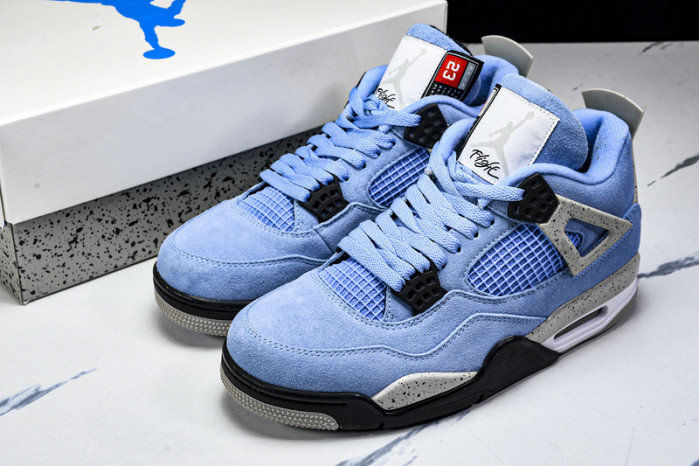 Jordan 4 Retro "University Blue" CT8527-400