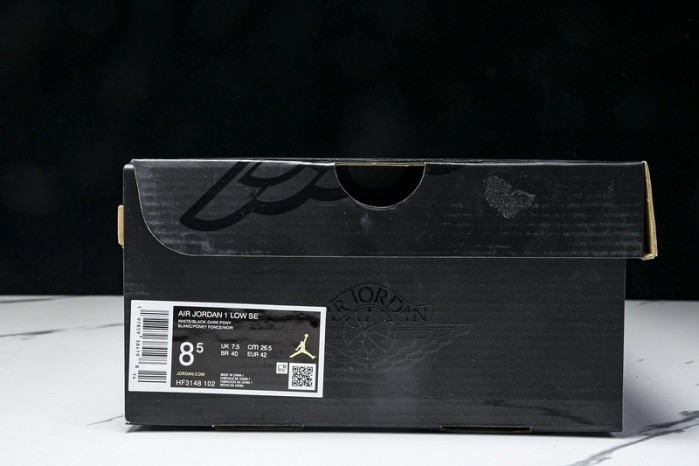 Jordan 1 Low SE “Dark Pony ” HF3148-102