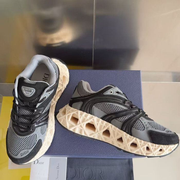 D10r x kaws b35 nxt drb35-003