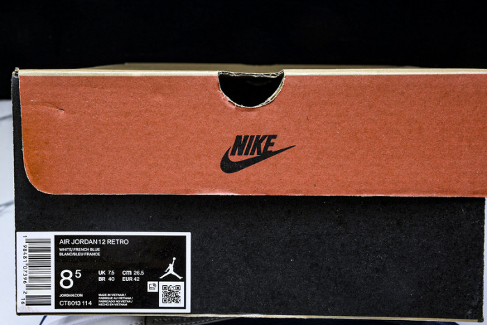Air Jordan 12 Retro “French Blue” CT8013-114