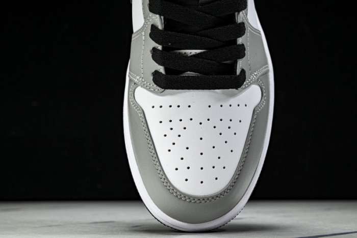Air Jordan 1 Low Light Smoke Grey 553558-030